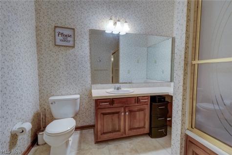 6506 Forestwood Street NW Canton OH 44718
