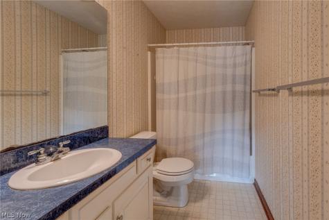 6506 Forestwood Street NW Canton OH 44718