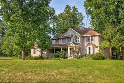 6506 Forestwood Street NW Canton OH 44718