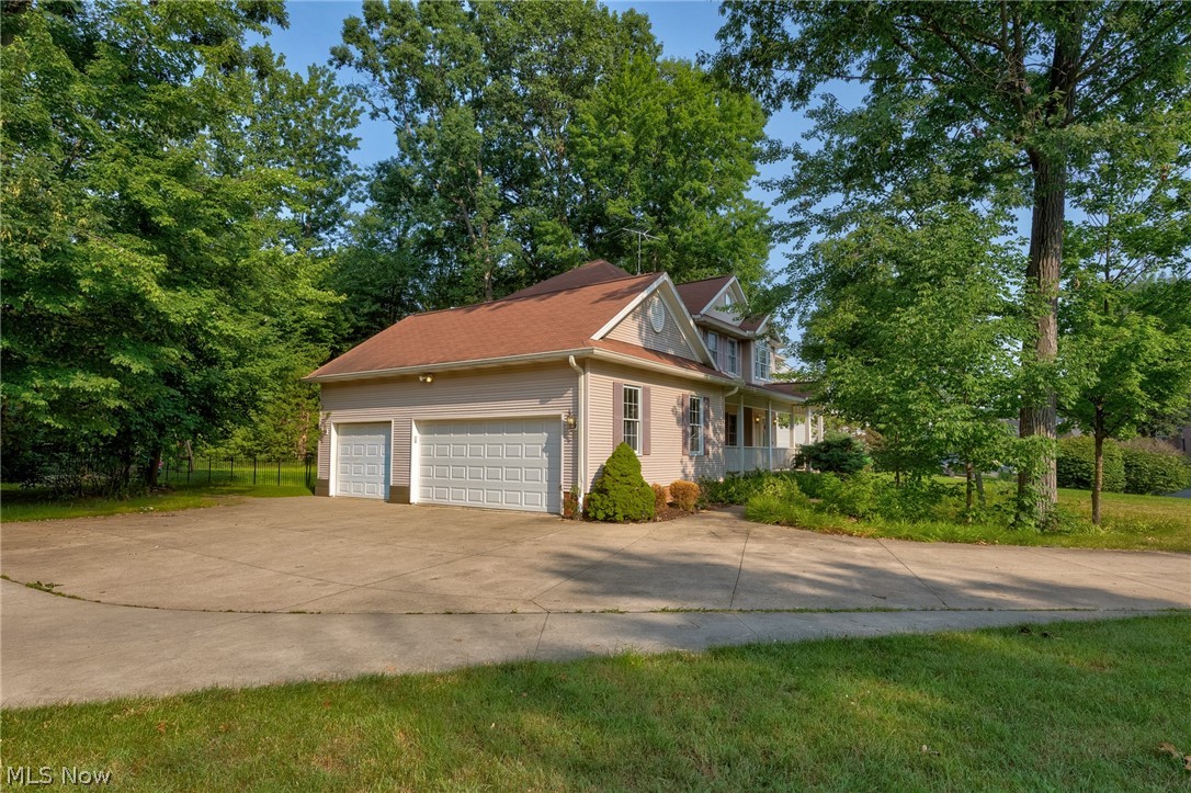 6506 Forestwood Street NW Canton OH 44718