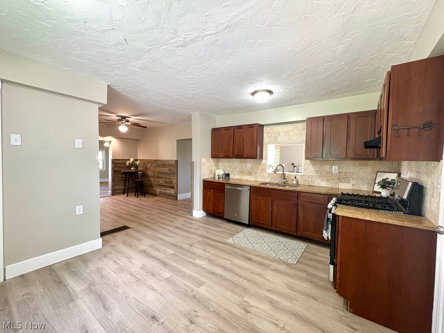 115 W Main Street Seville OH 44273