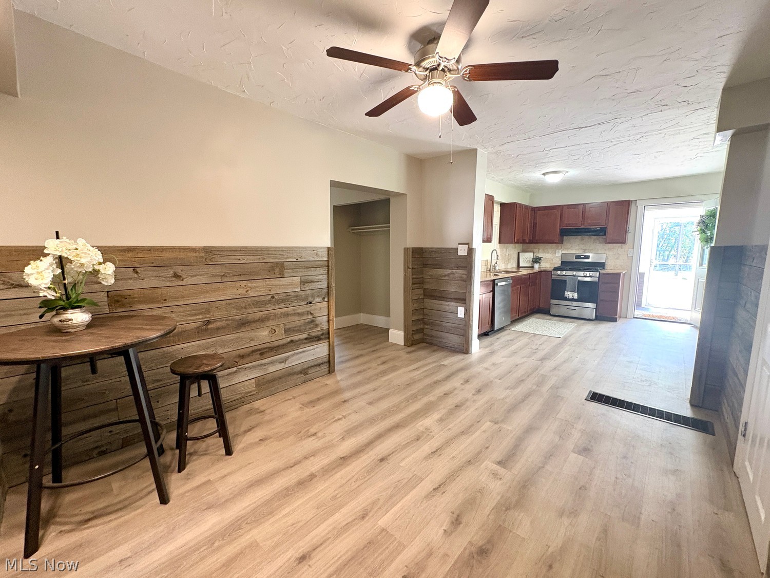 115 W Main Street Seville OH 44273