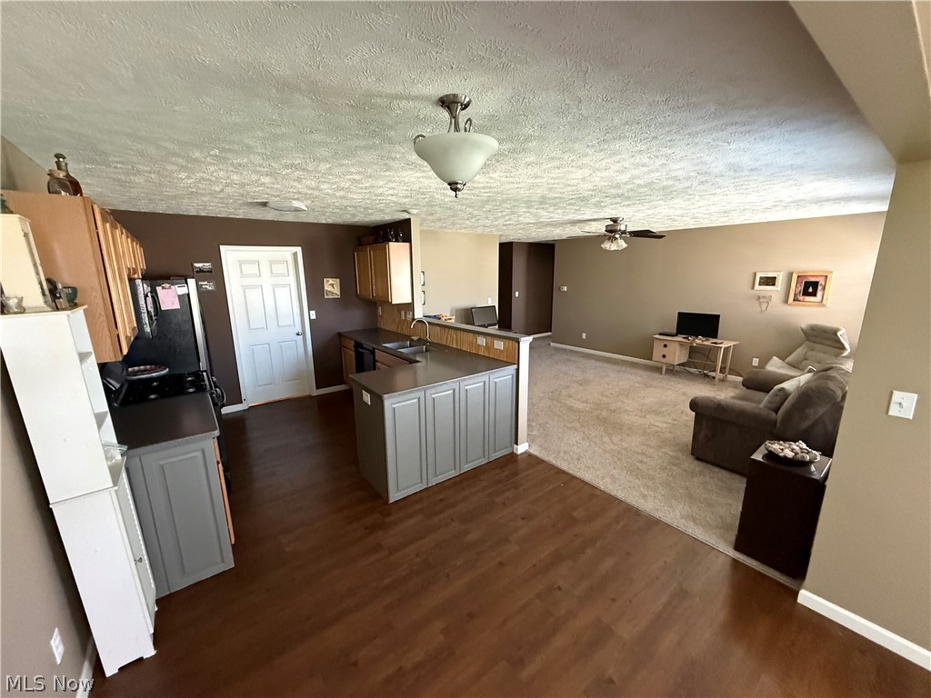 5245 Monroe Square E Barberton OH 44203