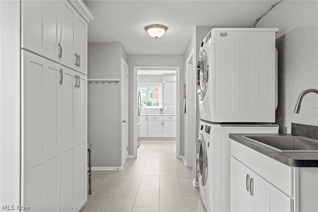 24100 Hazelmere Road Shaker Heights OH 44122
