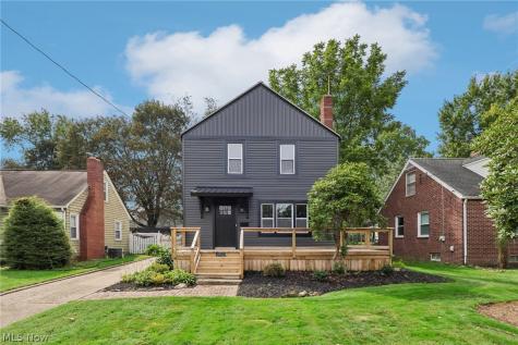 2562 Graham Avenue Akron OH 44312
