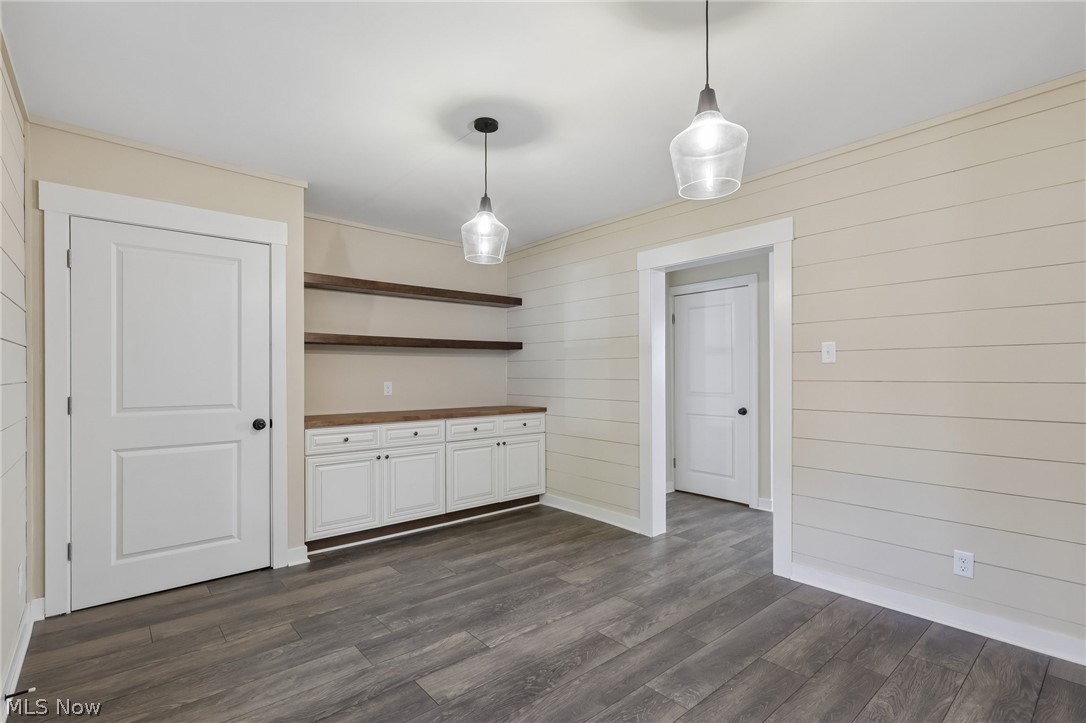 2562 Graham Avenue Akron OH 44312