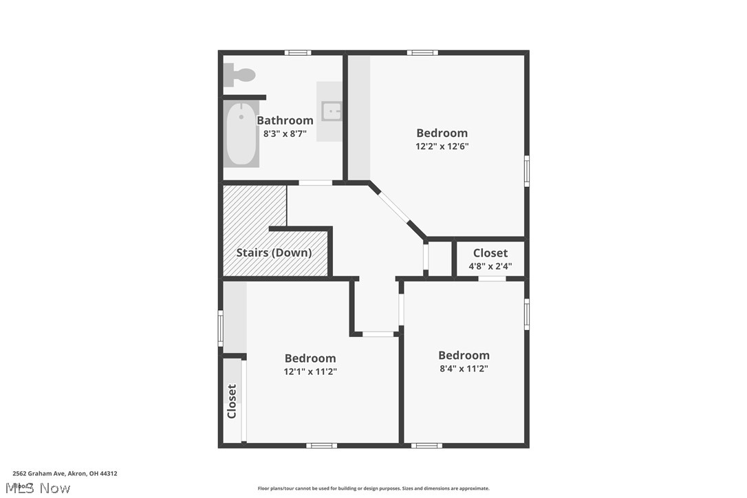 2562 Graham Avenue Akron OH 44312