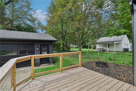 2562 Graham Avenue Akron OH 44312