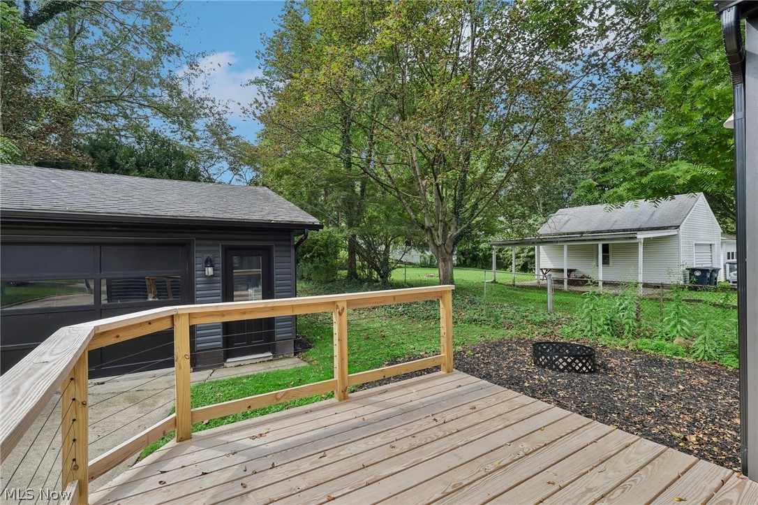 2562 Graham Avenue Akron OH 44312