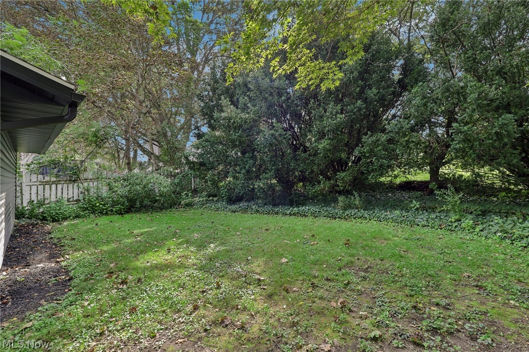 2562 Graham Avenue Akron OH 44312