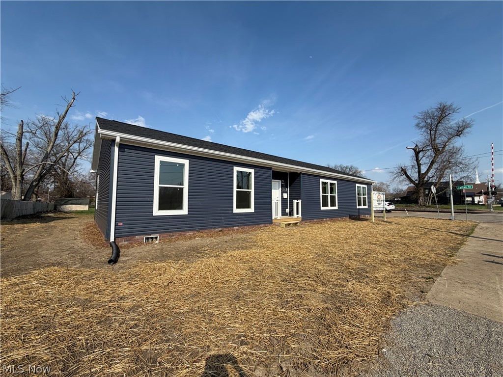 805 Lee Street Zanesville OH 43701