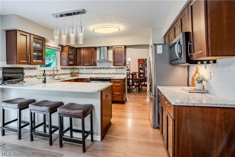 27563 Hemlock Drive Westlake OH 44145