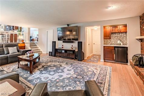 27563 Hemlock Drive Westlake OH 44145