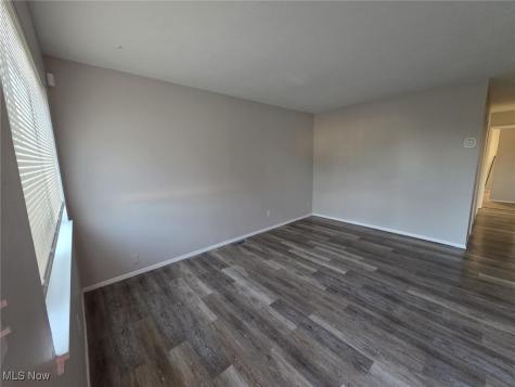 16610 Priebe Avenue Cleveland OH 44128