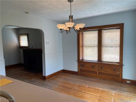 537 Archwood Avenue Akron OH 44301
