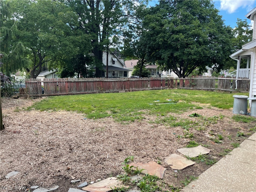 537 Archwood Avenue Akron OH 44301