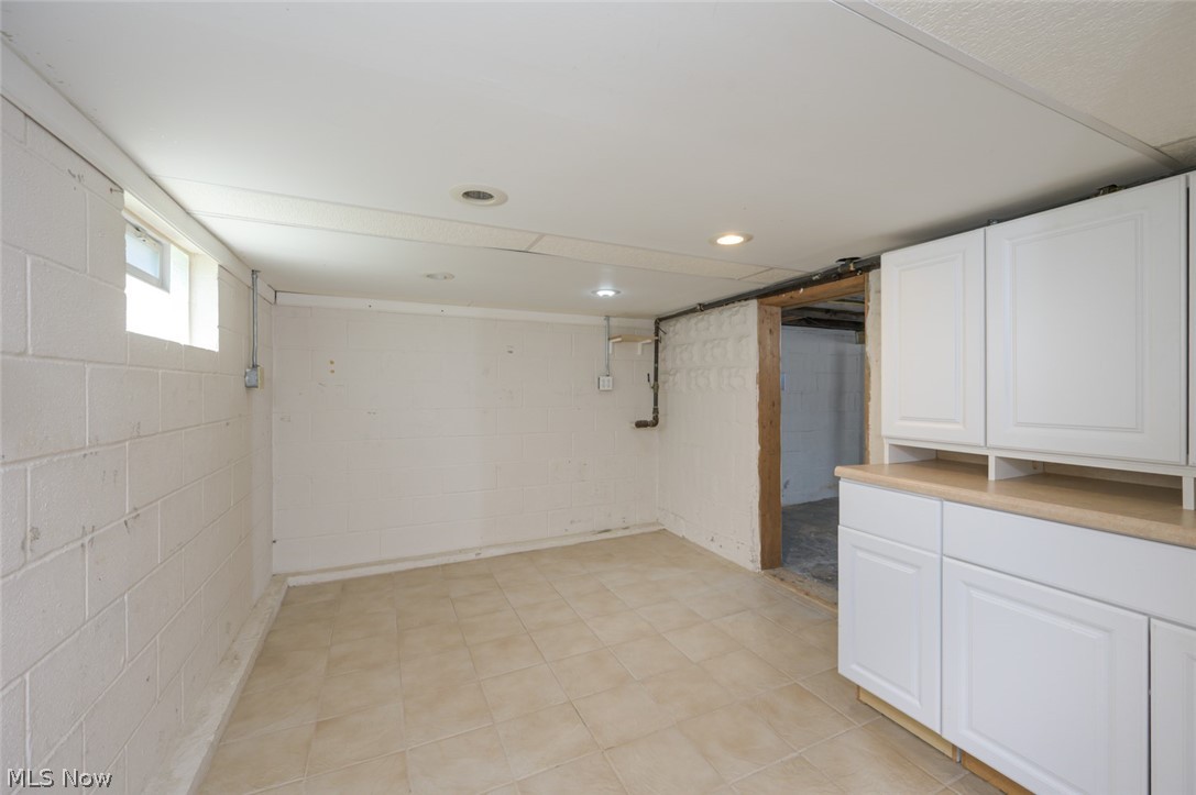 6442 Spring Street Ravenna OH 44266