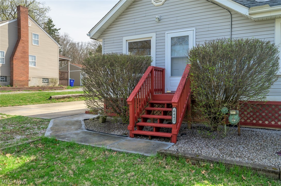 6442 Spring Street Ravenna OH 44266