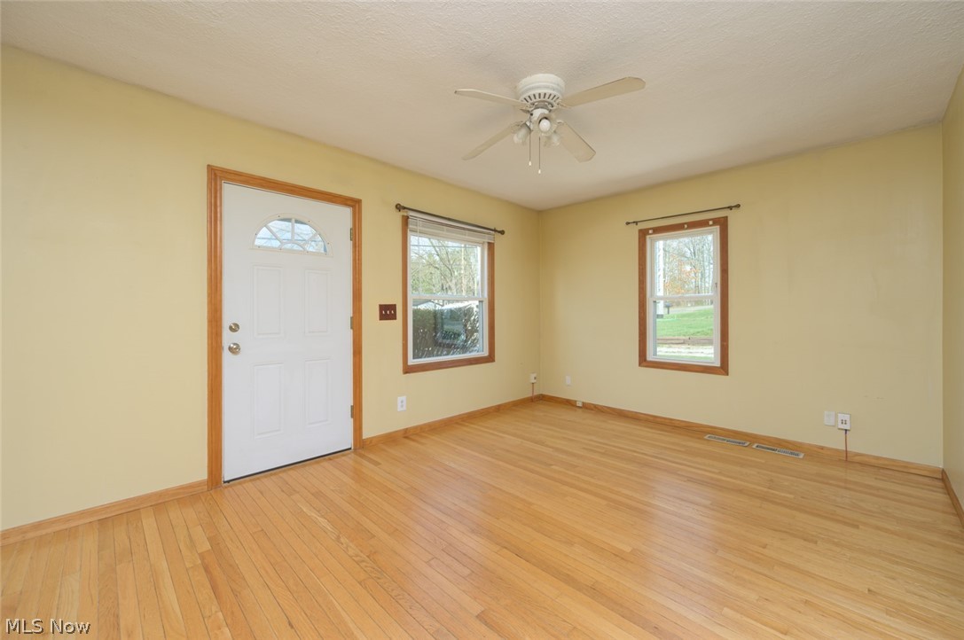 6442 Spring Street Ravenna OH 44266