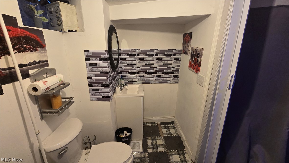 543 E 108th Cleveland OH 44108