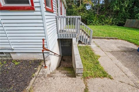 742 Avondale Street Kent OH 44240