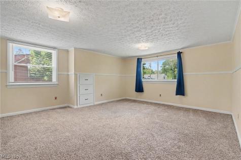 742 Avondale Street Kent OH 44240