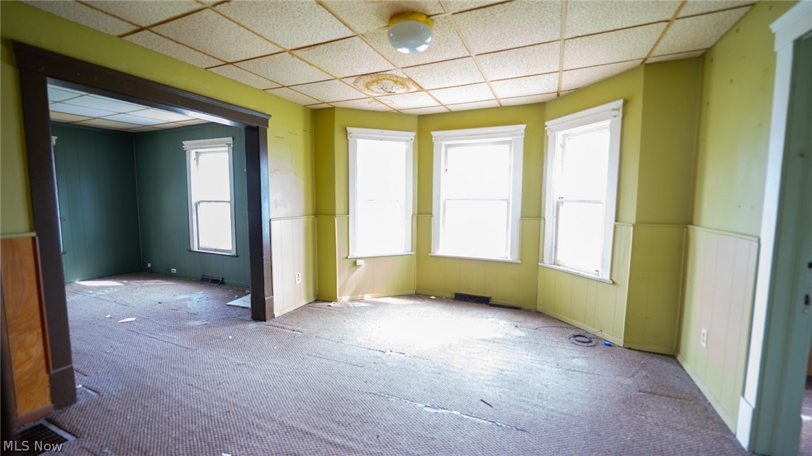 148 Oak Street Elyria OH 44035