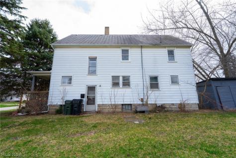 148 Oak Street Elyria OH 44035