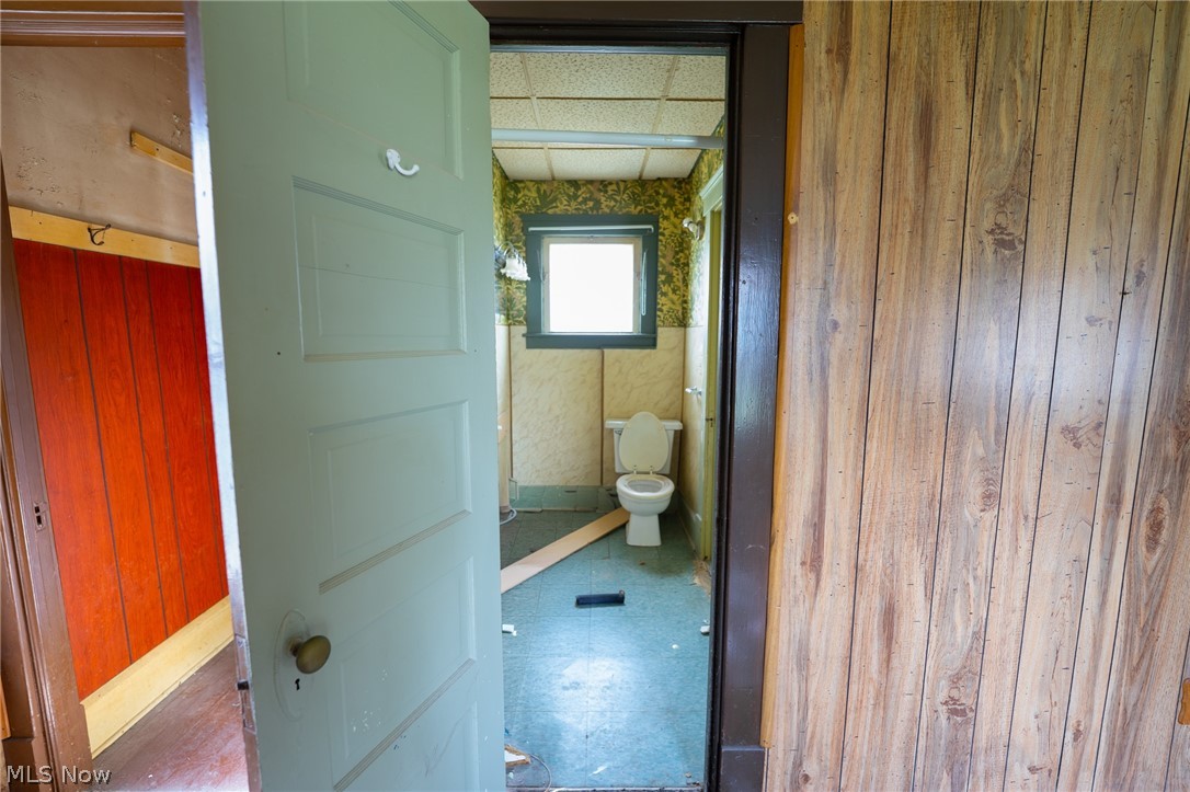 148 Oak Street Elyria OH 44035