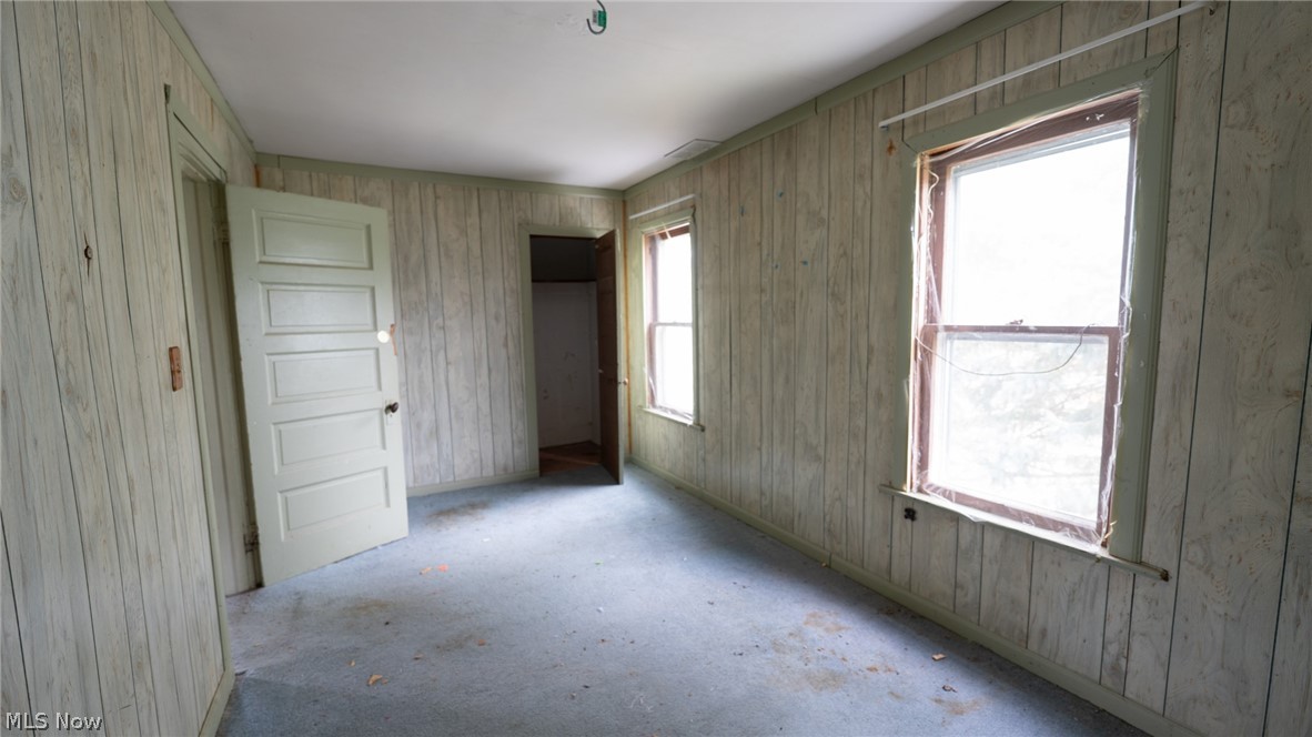 148 Oak Street Elyria OH 44035
