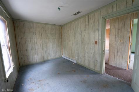 148 Oak Street Elyria OH 44035
