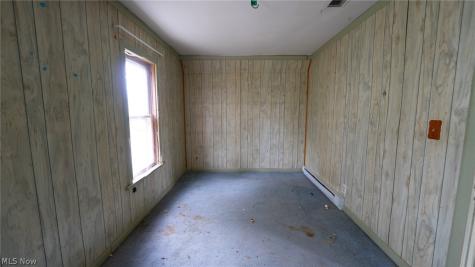 148 Oak Street Elyria OH 44035