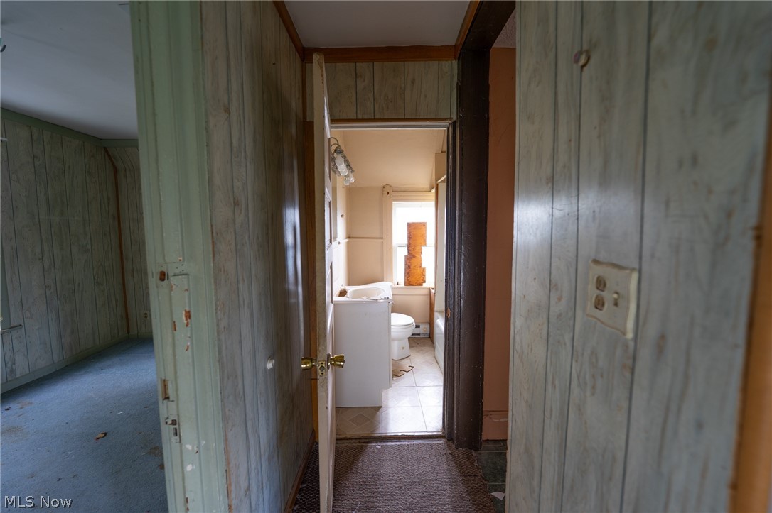 148 Oak Street Elyria OH 44035