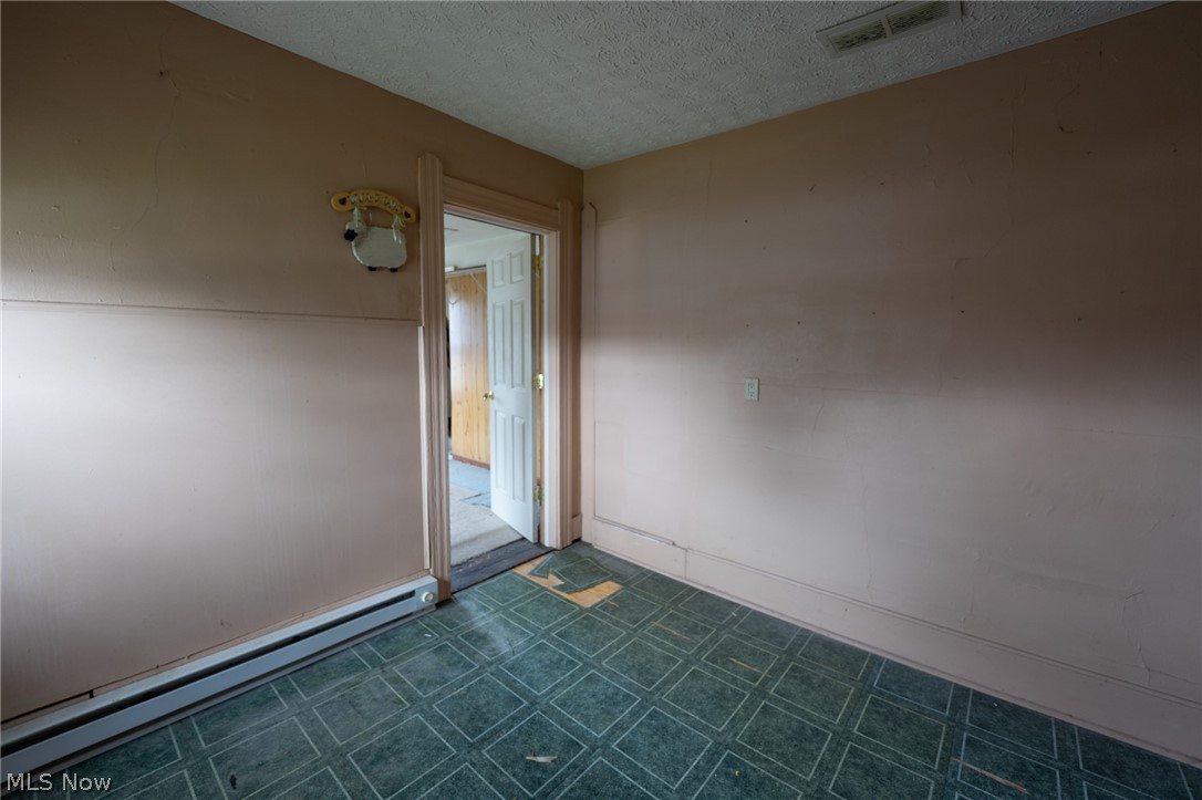 148 Oak Street Elyria OH 44035