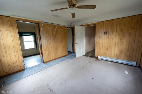 148 Oak Street Elyria OH 44035