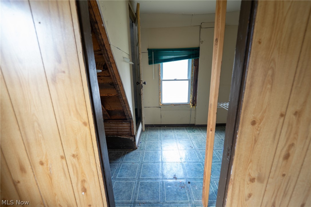 148 Oak Street Elyria OH 44035