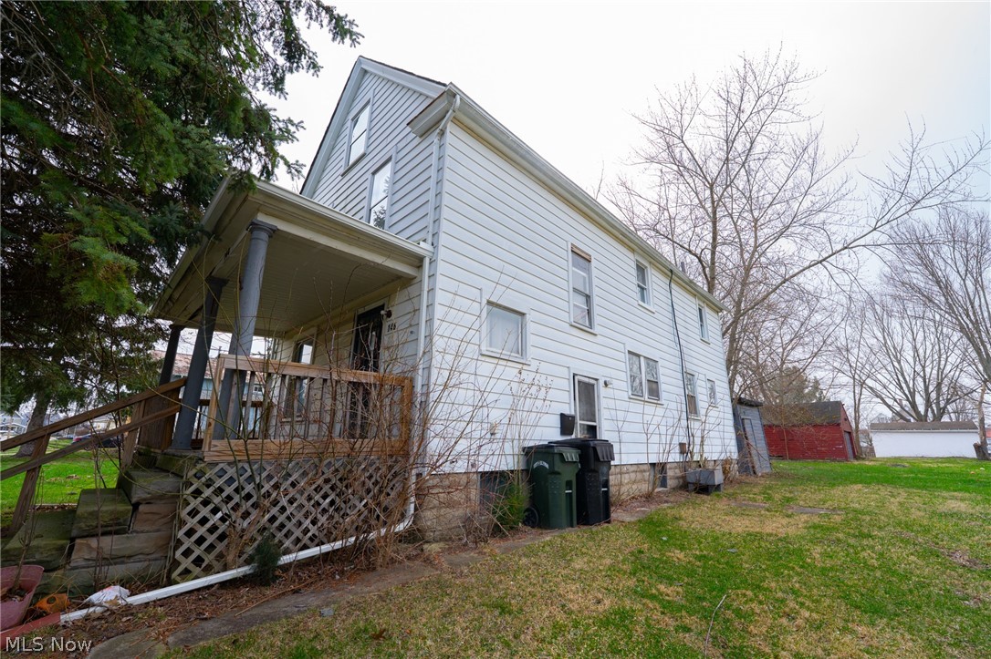 148 Oak Street Elyria OH 44035