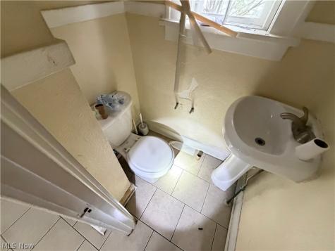 4014 Rosemond Road Cleveland Heights OH 44121