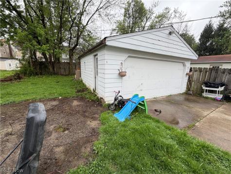 4014 Rosemond Road Cleveland Heights OH 44121