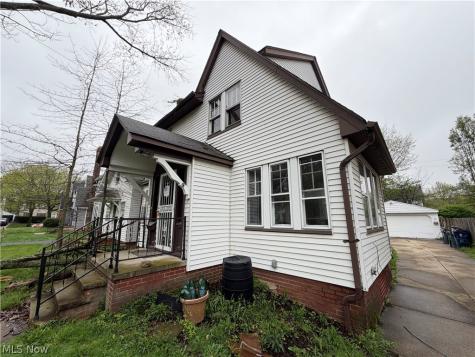 4014 Rosemond Road Cleveland Heights OH 44121