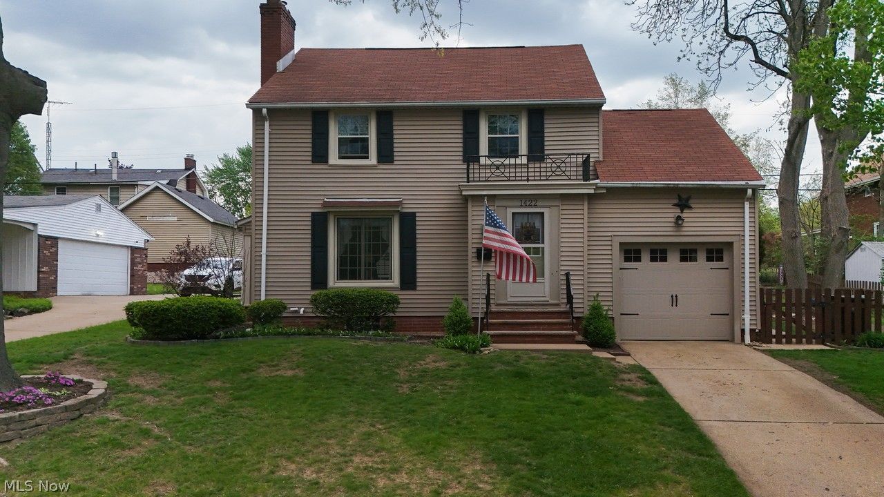 1422 Monument Road NW Canton OH 44703