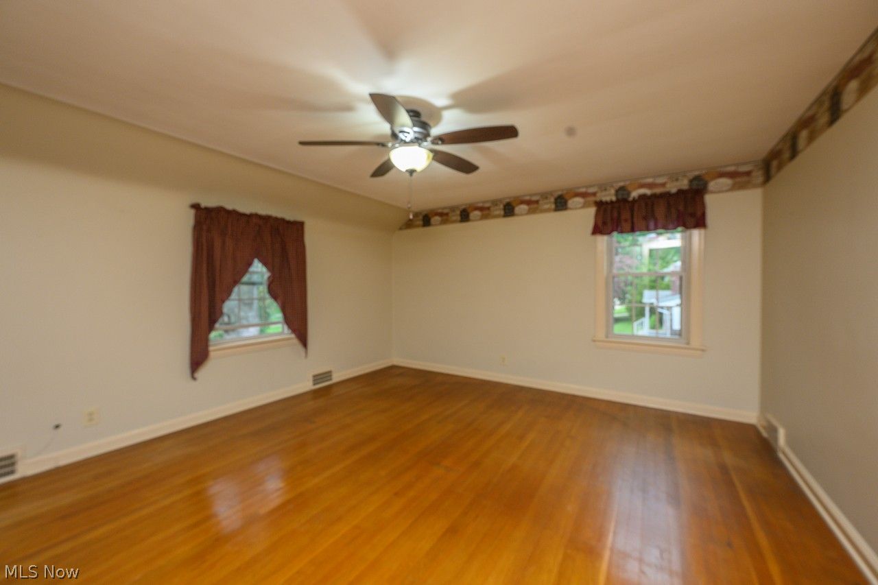 1422 Monument Road NW Canton OH 44703