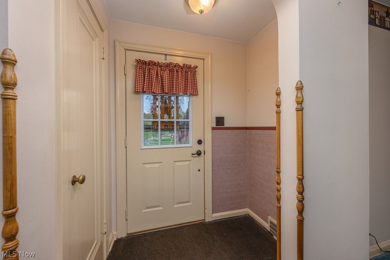 1422 Monument Road NW Canton OH 44703