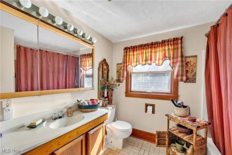 347 Kenyon Avenue Elyria OH 44035