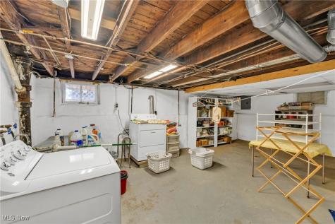 347 Kenyon Avenue Elyria OH 44035