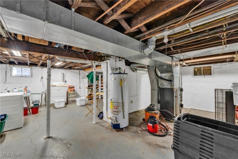 347 Kenyon Avenue Elyria OH 44035