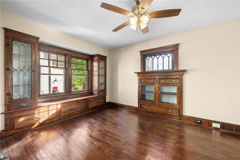 2027 Treadway Avenue Cleveland OH 44109