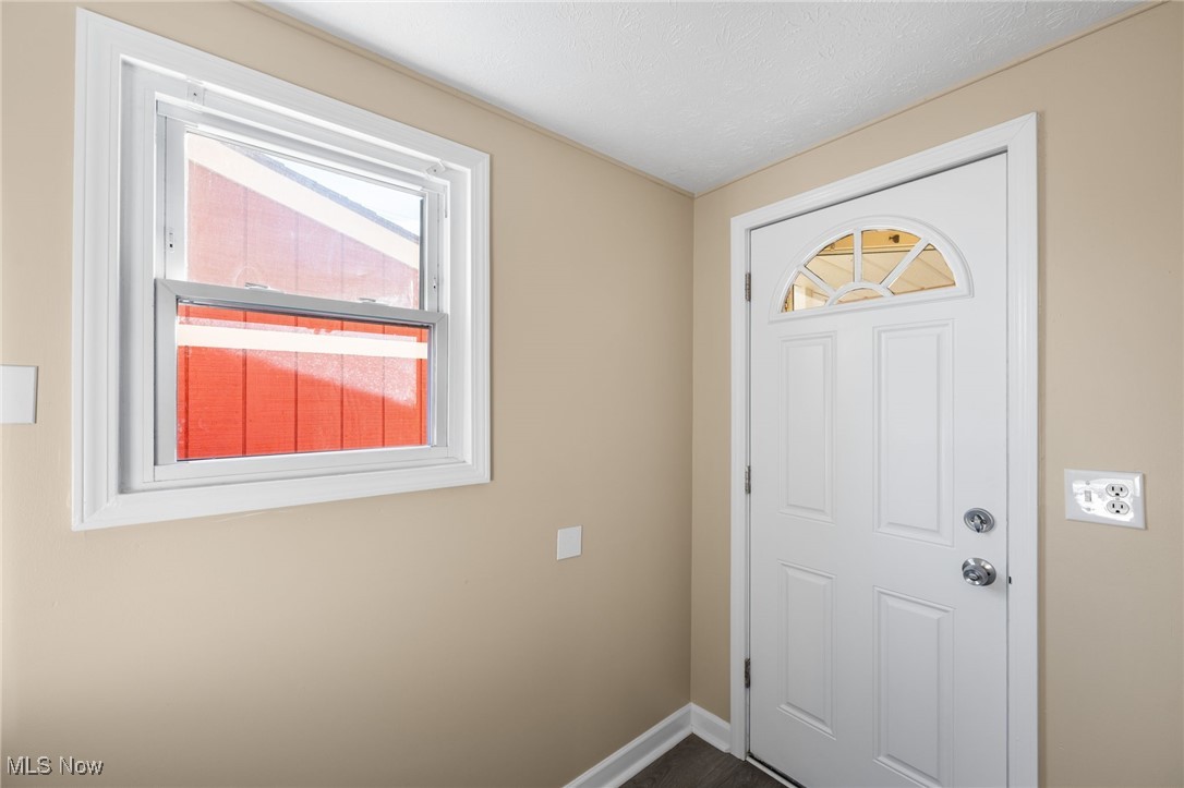 2027 Treadway Avenue Cleveland OH 44109