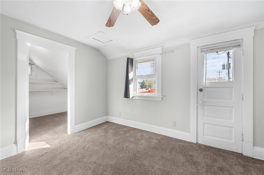 2027 Treadway Avenue Cleveland OH 44109