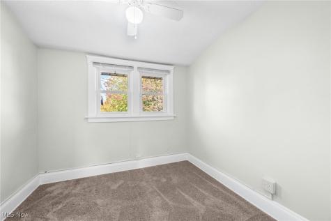 2027 Treadway Avenue Cleveland OH 44109
